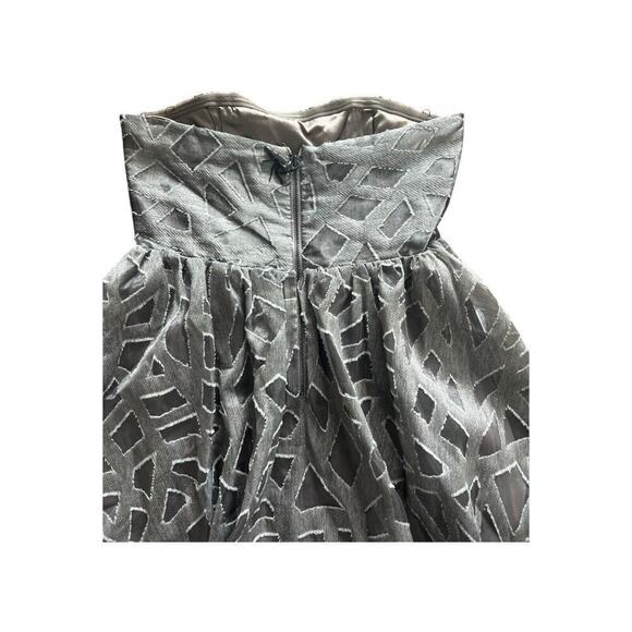 Alice + Olivia Grey Kristin Strapless Gray Dress Textured Fit Flare Dress Mini M - Picture 5 of 10